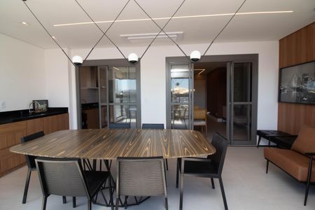Apartamento à venda com 150m², 4 quartos e 3 vagas Apartamento à venda com 150m², 4 quartos e 3 vagasVaranda da Sala