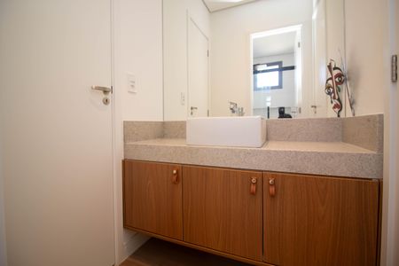 Apartamento à venda com 150m², 4 quartos e 3 vagas Apartamento à venda com 150m², 4 quartos e 3 vagasBanheiro - Suíte 2 e 3