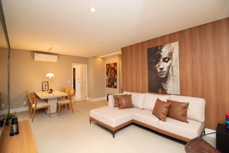 Apartamento à venda com 150m², 4 quartos e 3 vagas Apartamento à venda com 150m², 4 quartos e 3 vagasSala