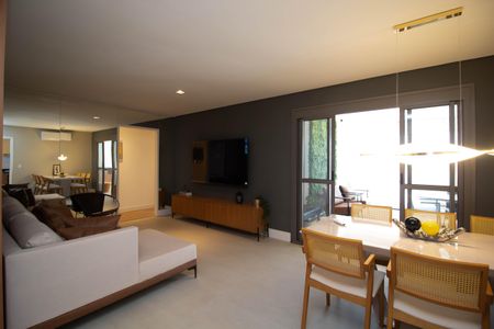 Apartamento à venda com 150m², 4 quartos e 3 vagas Apartamento à venda com 150m², 4 quartos e 3 vagasSala