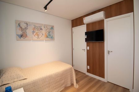 Apartamento à venda com 150m², 4 quartos e 3 vagas Apartamento à venda com 150m², 4 quartos e 3 vagasQuarto 3 - Suíte
