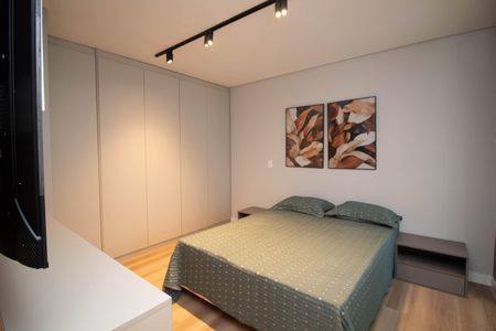 Apartamento à venda com 150m², 4 quartos e 3 vagas Apartamento à venda com 150m², 4 quartos e 3 vagasQuarto 1 - Suíte