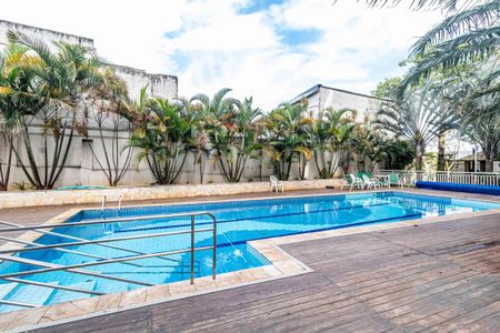 Apartamento para alugar com 78m², 3 quartos e 1 vaga Apartamento para alugar com 78m², 3 quartos e 1 vagaÁrea comum - Piscina