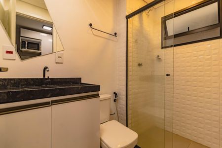 Banheiro Social de kitnet/studio para alugar com 1 quarto, 25m² em Jardim Oriental, São Paulo