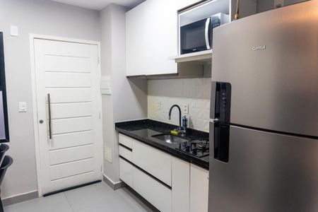 Cozinha de kitnet/studio para alugar com 1 quarto, 25m² em Jardim Oriental, São Paulo