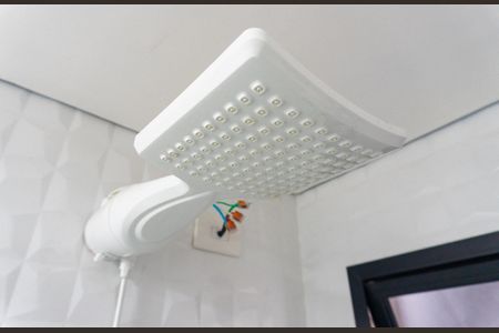 Banheiro de kitnet/studio para alugar com 1 quarto, 25m² em Jardim Oriental, São Paulo