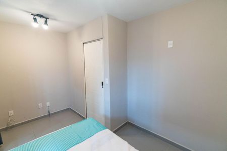 Quarto de kitnet/studio para alugar com 1 quarto, 25m² em Jardim Oriental, São Paulo