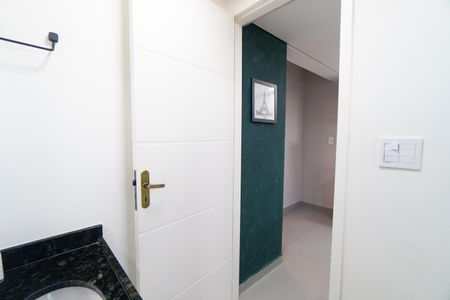 Banheiro de apartamento para alugar com 1 quarto, 25m² em Jardim Oriental, São Paulo