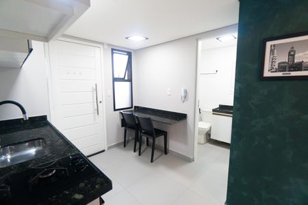 Cozinha de apartamento para alugar com 1 quarto, 25m² em Jardim Oriental, São Paulo