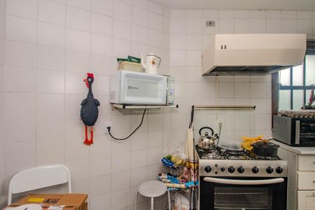 Casa à venda com 330m², 3 quartos e 2 vagas Casa à venda com 330m², 3 quartos e 2 vagasCozinha