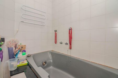 Casa à venda com 330m², 3 quartos e 2 vagas Casa à venda com 330m², 3 quartos e 2 vagasBanheiro da Suíte