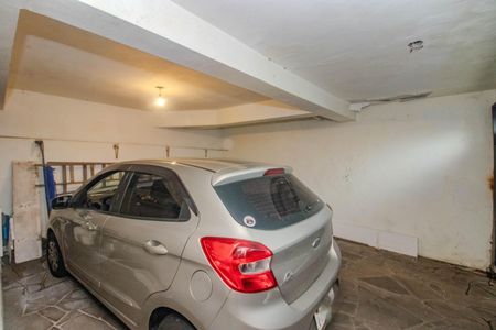 Casa à venda com 330m², 3 quartos e 2 vagas Casa à venda com 330m², 3 quartos e 2 vagasGaragem