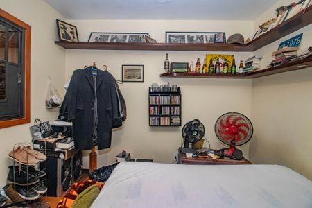 Casa à venda com 330m², 3 quartos e 2 vagas Casa à venda com 330m², 3 quartos e 2 vagasQuarto 1