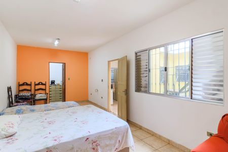 Casa para alugar com 264m², 2 quartos e 2 vagasSuíte 1