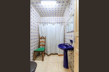 Casa para alugar com 264m², 2 quartos e 2 vagasBanheiro