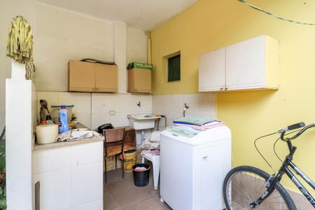 Casa para alugar com 264m², 2 quartos e 2 vagasÁrea de Serviço