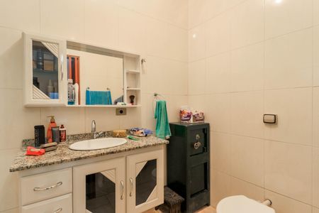 Casa para alugar com 264m², 2 quartos e 2 vagasBanheiro da Suíte 1