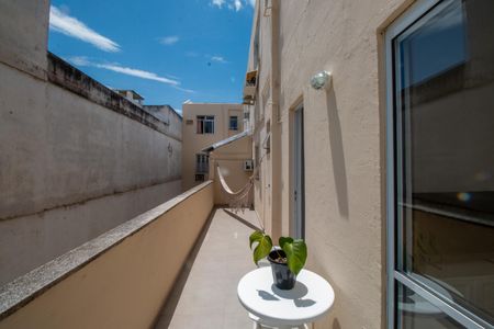 Apartamento à venda com 56m², 1 quarto e sem vagaVaranda
