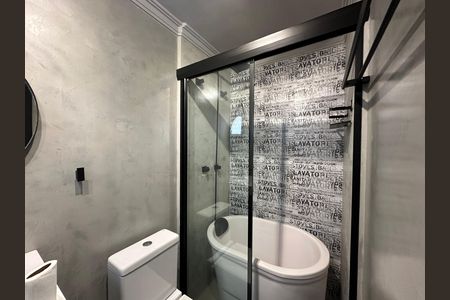 Apartamento para alugar com 69m², 2 quartos e 1 vaga Apartamento para alugar com 69m², 2 quartos e 1 vagaBanheiro da Suíte