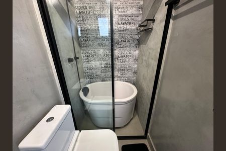 Banheiro da Suíte de apartamento para alugar com 2 quartos, 69m² em Tamboré, Barueri