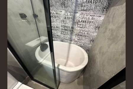 Apartamento para alugar com 69m², 2 quartos e 1 vaga Apartamento para alugar com 69m², 2 quartos e 1 vagaBanheiro da Suíte