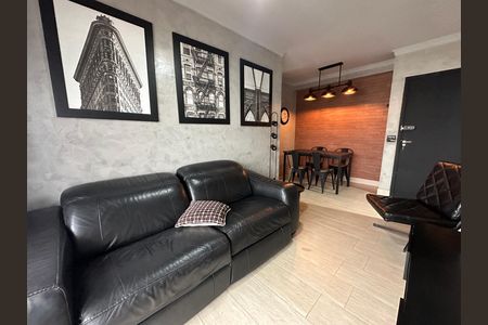 Apartamento para alugar com 69m², 2 quartos e 1 vaga Apartamento para alugar com 69m², 2 quartos e 1 vagaSala