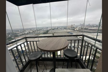 Apartamento para alugar com 69m², 2 quartos e 1 vaga Apartamento para alugar com 69m², 2 quartos e 1 vagaVaranda