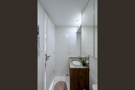 Apartamento à venda com 65m², 3 quartos e 1 vaga Apartamento à venda com 65m², 3 quartos e 1 vagaBanheiro Social