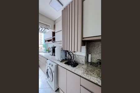 Apartamento à venda com 65m², 3 quartos e 1 vaga Apartamento à venda com 65m², 3 quartos e 1 vagaÁrea de Serviço