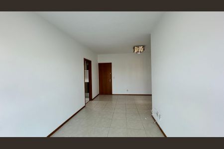 Sala de apartamento para alugar com 4 quartos, 113m² em Recreio dos Bandeirantes, Rio de Janeiro