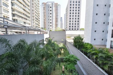 Studio para alugar com 25m², 1 quarto e sem vaga Studio para alugar com 25m², 1 quarto e sem vagaVaranda - Vista