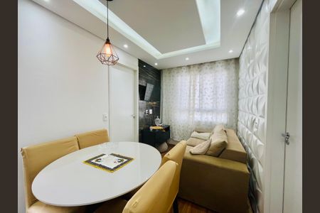 Sala de apartamento à venda com 2 quartos, 36m² em Vila das Bandeiras, Guarulhos