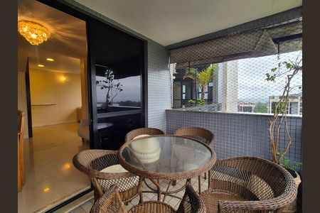 Apartamento para alugar com 182m², 5 quartos e 2 vagas Apartamento para alugar com 182m², 5 quartos e 2 vagasVaranda da Sala