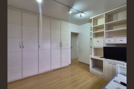 Apartamento para alugar com 182m², 5 quartos e 2 vagas Apartamento para alugar com 182m², 5 quartos e 2 vagasSuíte