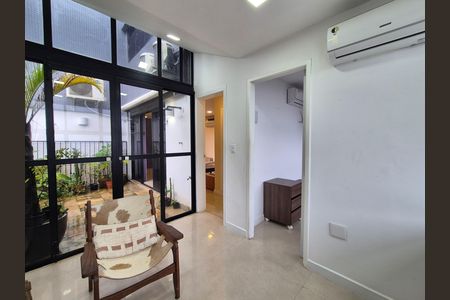 Apartamento para alugar com 182m², 5 quartos e 2 vagas Apartamento para alugar com 182m², 5 quartos e 2 vagasQuarto