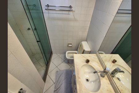 Apartamento para alugar com 182m², 5 quartos e 2 vagas Apartamento para alugar com 182m², 5 quartos e 2 vagasBanheiro da Suíte 2