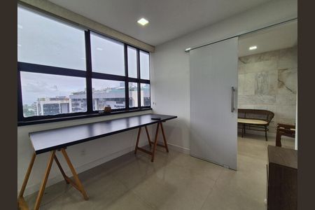 Apartamento para alugar com 182m², 5 quartos e 2 vagas Apartamento para alugar com 182m², 5 quartos e 2 vagasQuarto 2