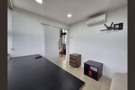 Apartamento para alugar com 182m², 5 quartos e 2 vagas Apartamento para alugar com 182m², 5 quartos e 2 vagasQuarto 2