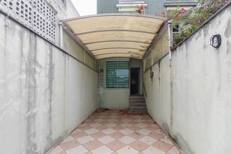 Casa à venda com 150m², 3 quartos e 2 vagas Casa à venda com 150m², 3 quartos e 2 vagasGaragem