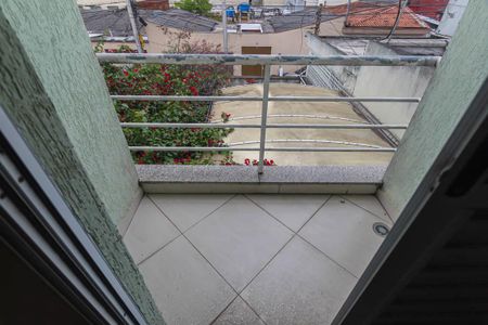 Casa à venda com 150m², 3 quartos e 2 vagas Casa à venda com 150m², 3 quartos e 2 vagasVaranda da Suite