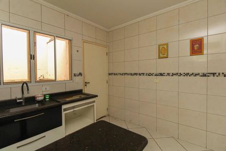 Casa à venda com 150m², 3 quartos e 2 vagas Casa à venda com 150m², 3 quartos e 2 vagasCozinha