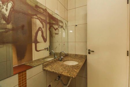 Casa à venda com 150m², 3 quartos e 2 vagas Casa à venda com 150m², 3 quartos e 2 vagasBanheiro da Suíte