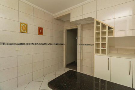 Casa à venda com 150m², 3 quartos e 2 vagas Casa à venda com 150m², 3 quartos e 2 vagasCozinha