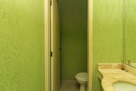 Casa à venda com 150m², 3 quartos e 2 vagas Casa à venda com 150m², 3 quartos e 2 vagasLavabo