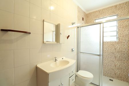 Casa à venda com 161m², 4 quartos e 3 vagasBanheiro Social 1