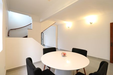 Casa à venda com 161m², 4 quartos e 3 vagasSala 2