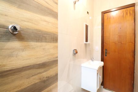 Casa à venda com 161m², 4 quartos e 3 vagasBanheiro Social 2