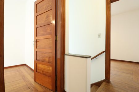 Casa à venda com 161m², 4 quartos e 3 vagasCorredor