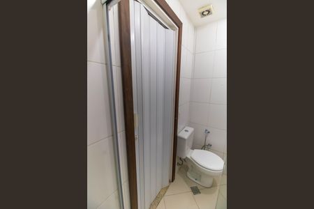 Apartamento à venda com 138m², 3 quartos e 2 vagasBanheiro da Suíte 2