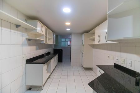 Apartamento à venda com 138m², 3 quartos e 2 vagasCozinha